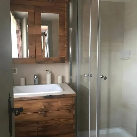 Lejlighed Spacious 3-bedroom In