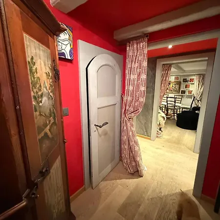 Spacious 3-bedroom In Apartment *